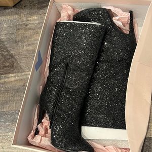 Gently worn worn boots